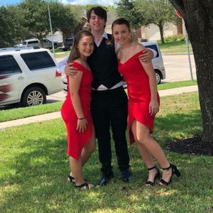 Meet your Posher, Alisa